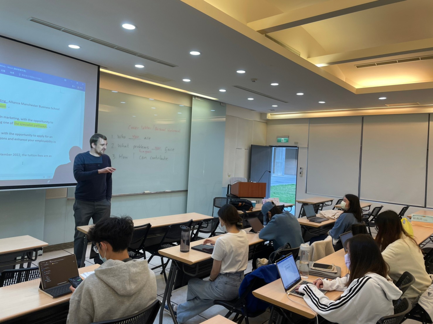 Tunghai University-College of Management photo 2